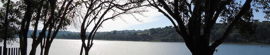 Vista do Lago Municipal de Cascavel - PR.