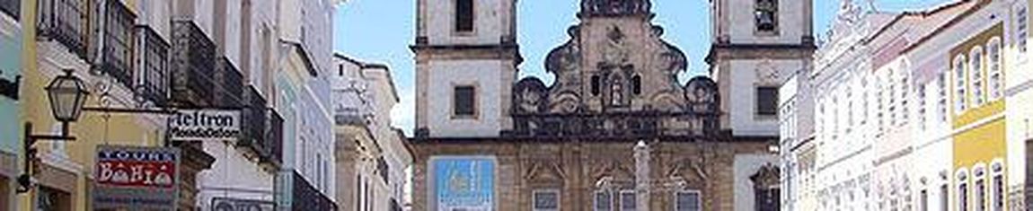 Terreiro de Jesus e Igreja de São Francisco no Pelourinho em Salvador - BA. 