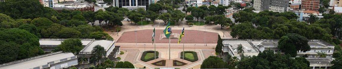 Vista panorâmica para a Praça Cívica em Goiânia - GO.