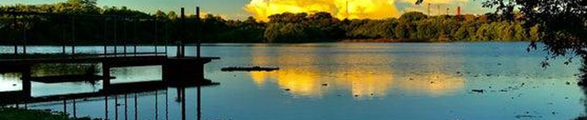 Pôr-do-sol no Lago do Amor em Campo Grande - MS.